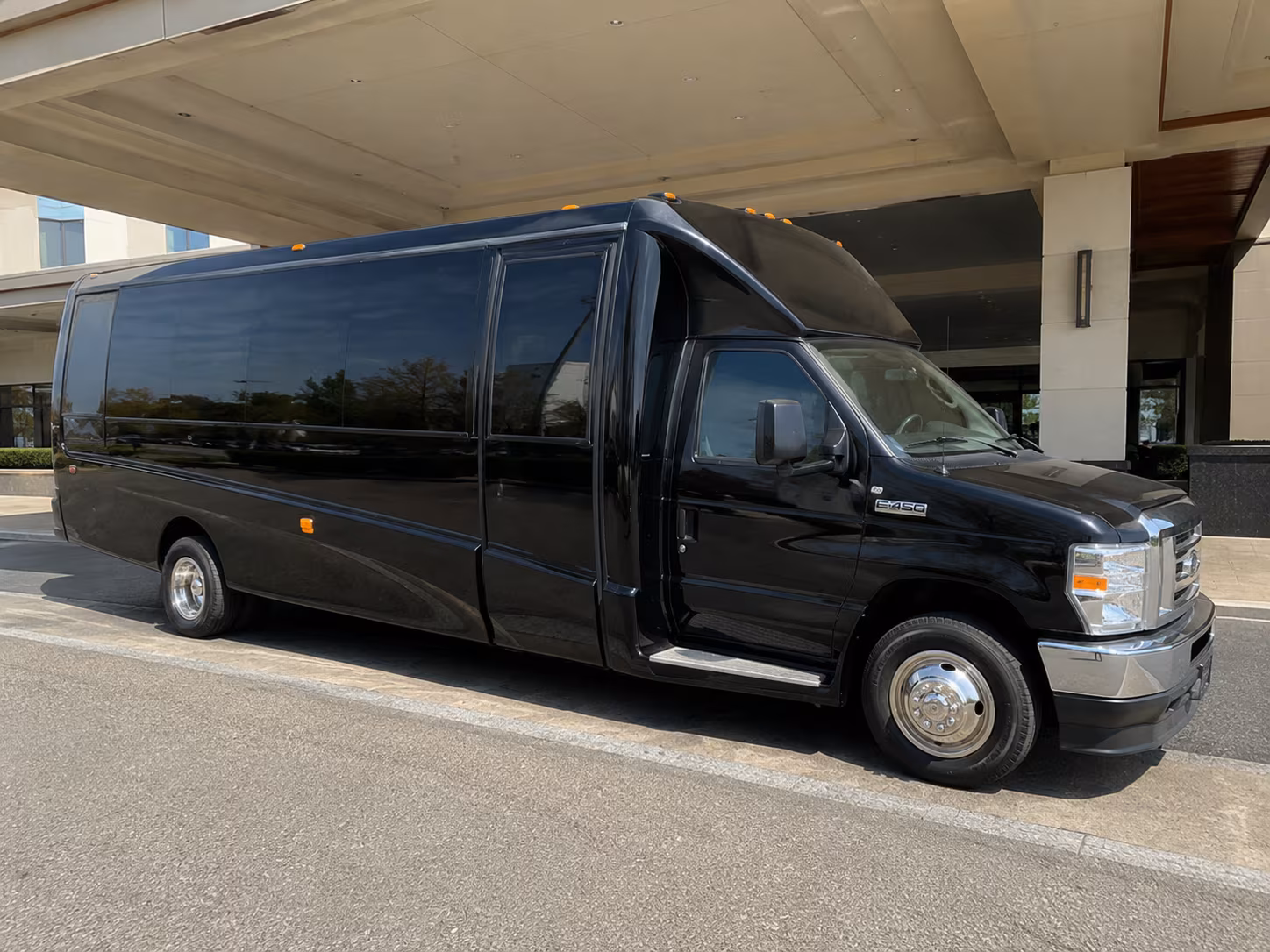 Alameda Birthday, Sweet 16, & Quinceañera Party Bus Rentals