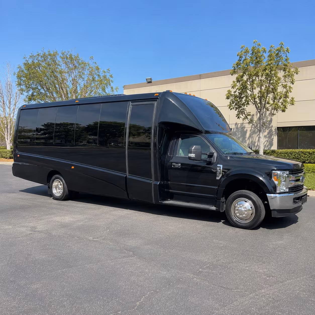 San Francisco Birthday, Sweet 16, & Quinceañera Transportation onboard seating