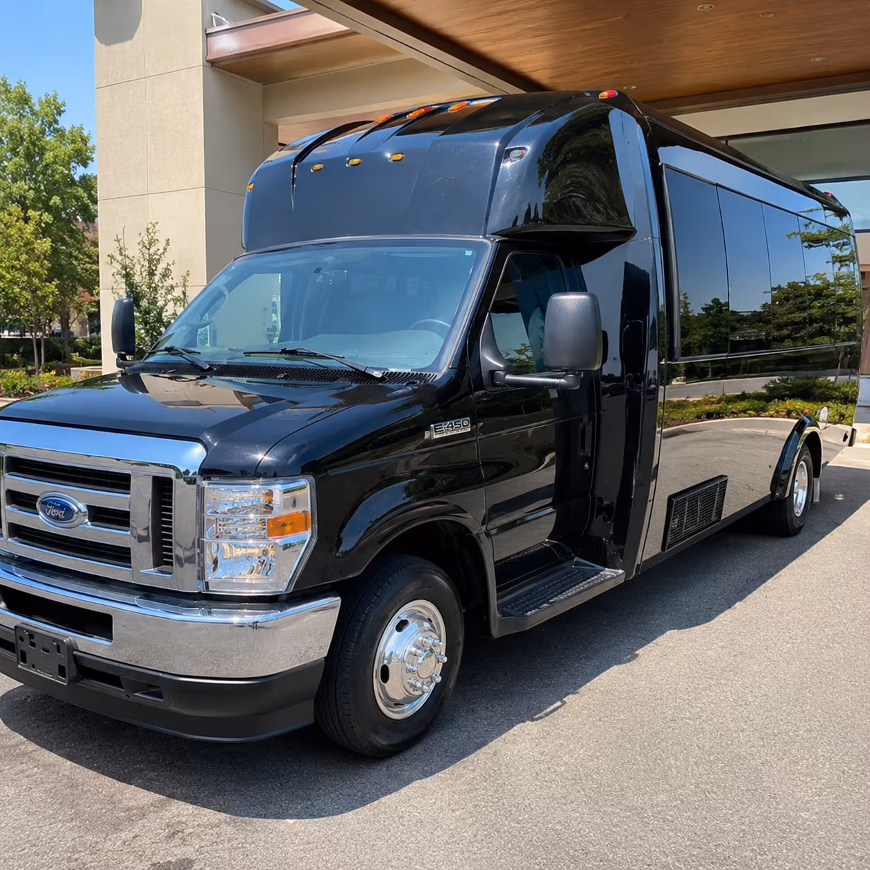San Francisco Prom & Homecoming Transportation party bus exterior